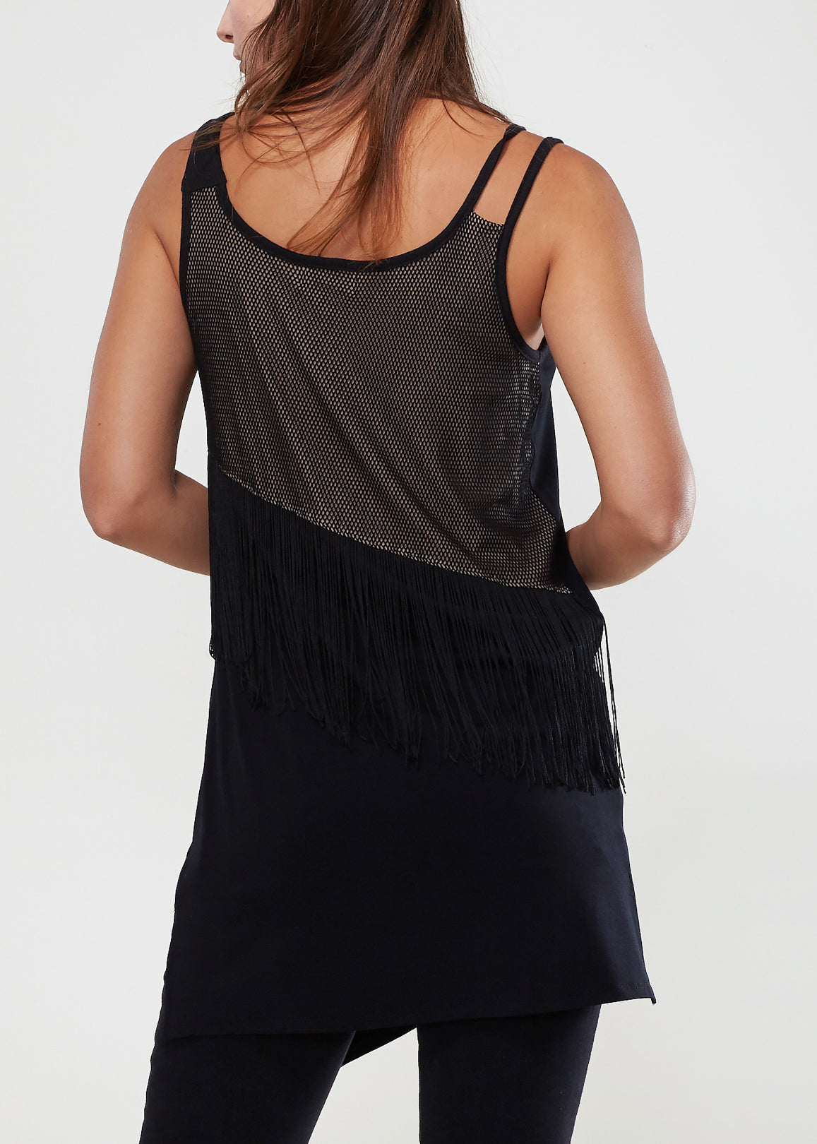 Curved Hem Tank Top In Black