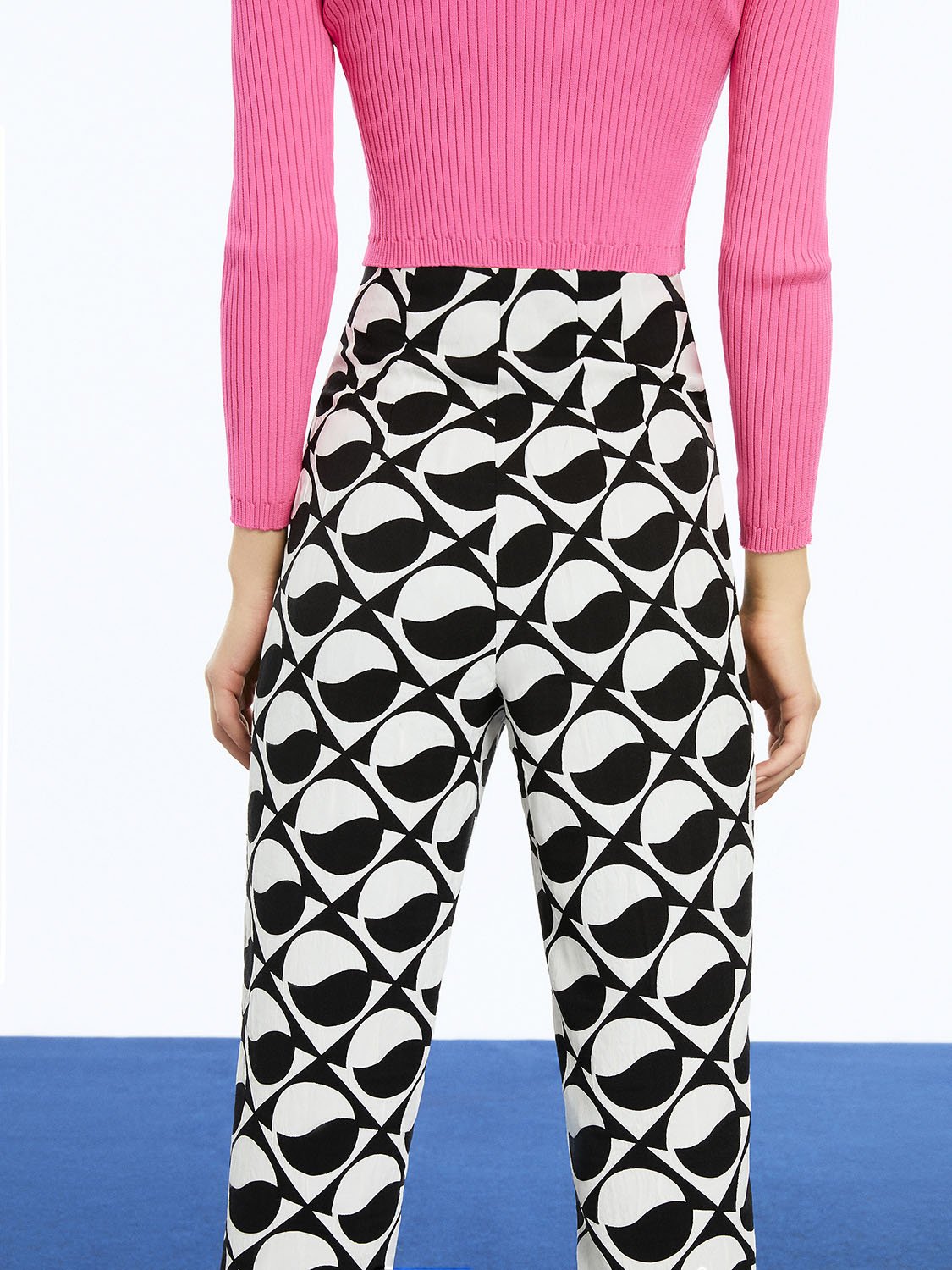 Printed High-Waisted Pants