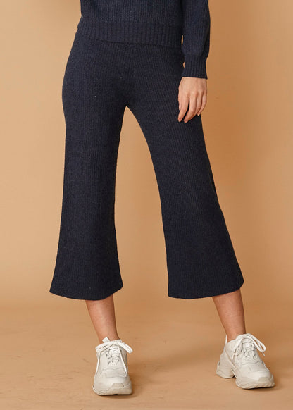 Ribbed Crop Pants