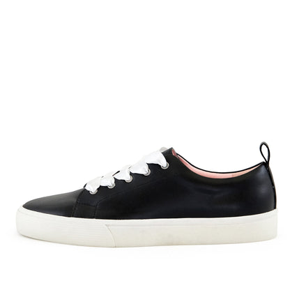 Vancouver Wide Lace Sneaker Black